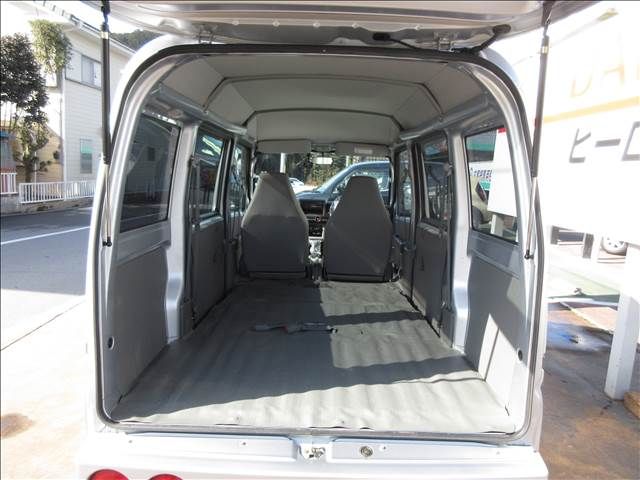 NISSAN CLIPPER VAN 2010 Image 31