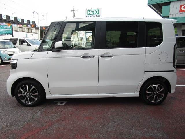 HONDA N BOX CUSTOM 2024 Image 31