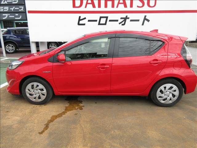 TOYOTA AQUA 2019 Image 31