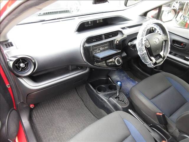 TOYOTA AQUA 2019 Image 31