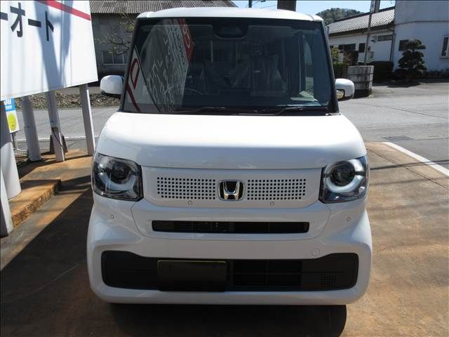 HONDA N BOX 2025 Image 31