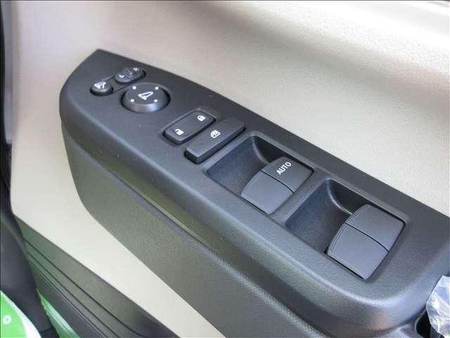 HONDA N BOX 2025 Image 31