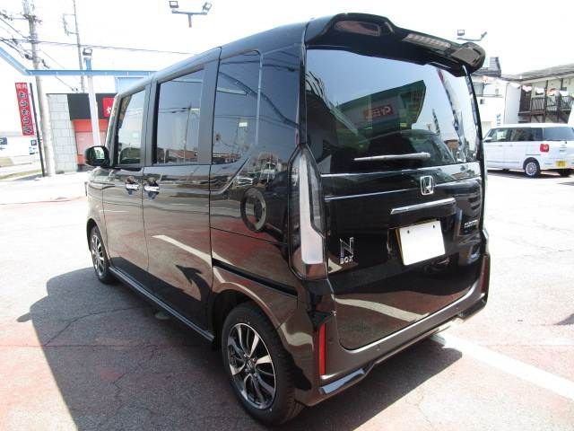 HONDA N BOX CUSTOM 2025 Image 31