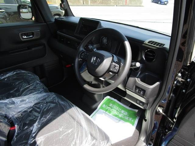 HONDA N BOX CUSTOM 2025 Image 31