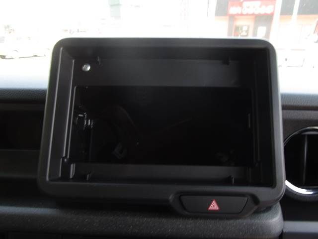 HONDA N BOX CUSTOM 2025 Image 31