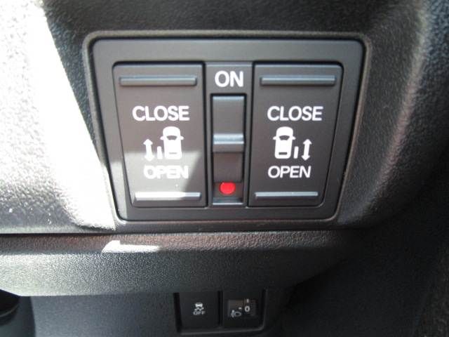 HONDA N BOX CUSTOM 2025 Image 31