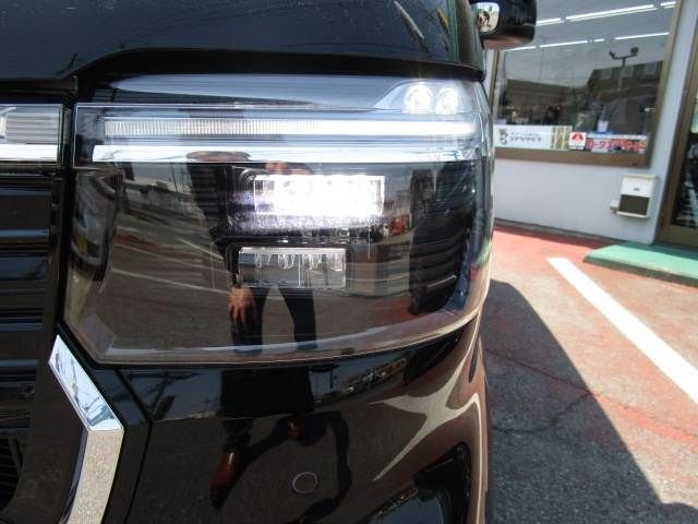 HONDA N BOX CUSTOM 2025 Image 31