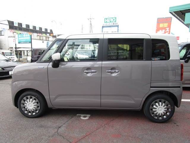 SUZUKI WAGON R SMILE 2025 Image 31