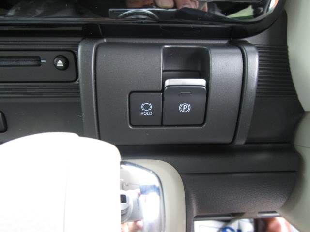 SUZUKI WAGON R SMILE 2025 Image 31