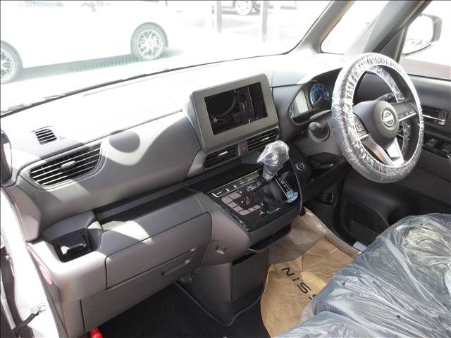 NISSAN ROOX 2025 Image 31