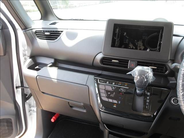 NISSAN ROOX 2025 Image 31