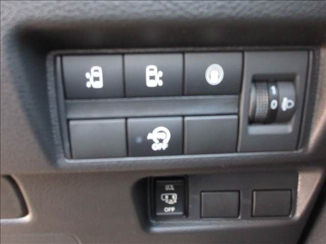 NISSAN ROOX 2025 Image 31