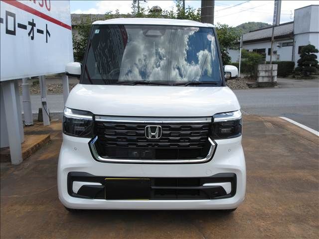 HONDA N BOX CUSTOM 2025 Image 31