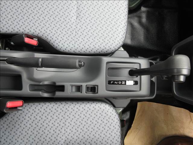 SUZUKI CARRY TRUCK 4WD 2025 Image 31