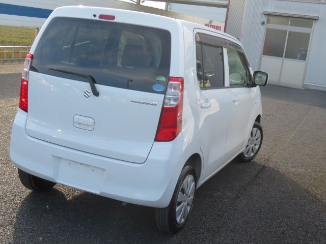 SUZUKI WAGON R 2016 Image 31