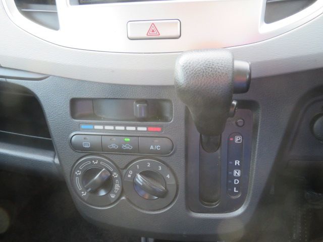 SUZUKI WAGON R 2016 Image 31