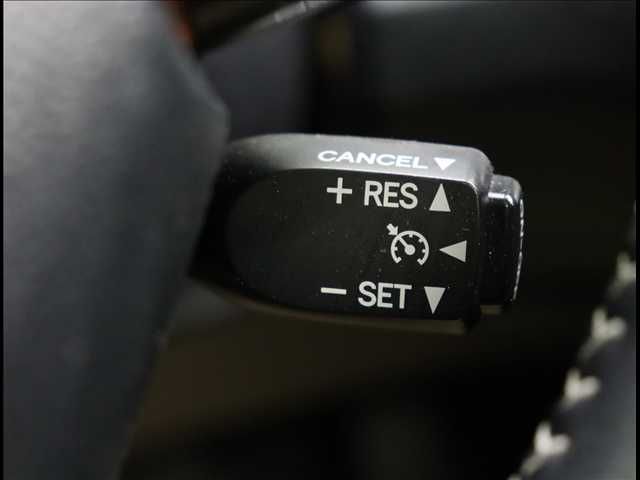 TOYOTA SIENTA HYBRID 2018 Image 31