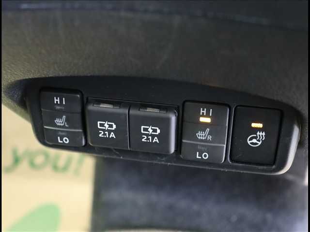 TOYOTA SIENTA HYBRID 2018 Image 31