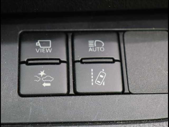 TOYOTA SIENTA HYBRID 2018 Image 31