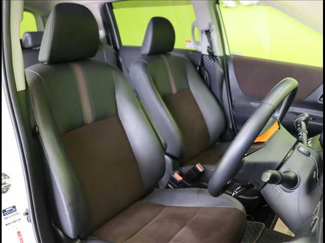 TOYOTA SIENTA HYBRID 2018 Image 31