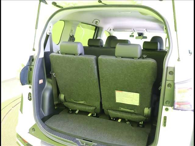 TOYOTA SIENTA HYBRID 2018 Image 31