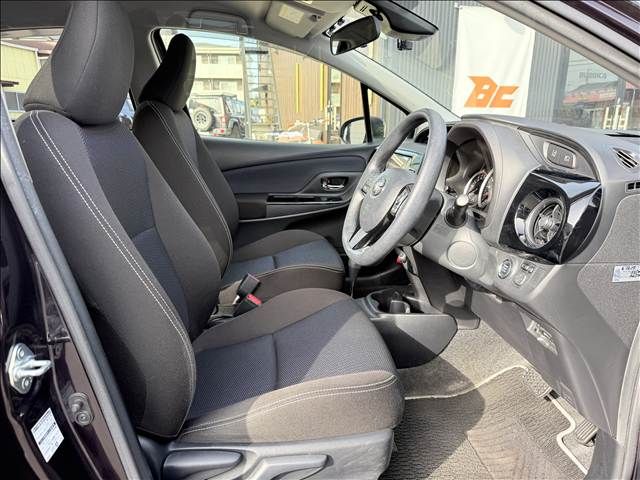 TOYOTA VITZ 2017 Image 31