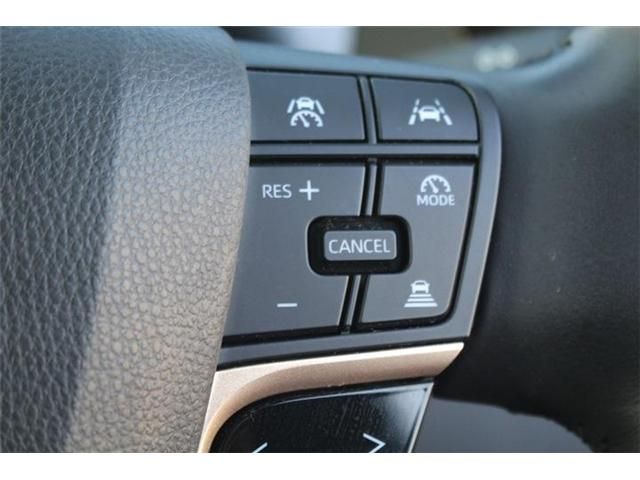 TOYOTA CROWN CROSSOVER 2022 Image 31