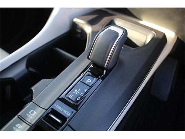 TOYOTA CROWN CROSSOVER 2022 Image 31