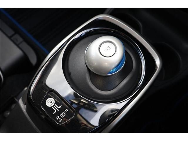 NISSAN NOTE 2017 Image 31