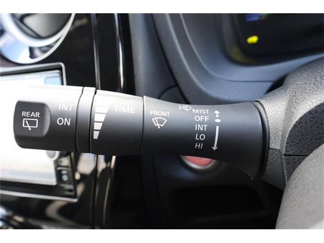 NISSAN NOTE 2017 Image 31