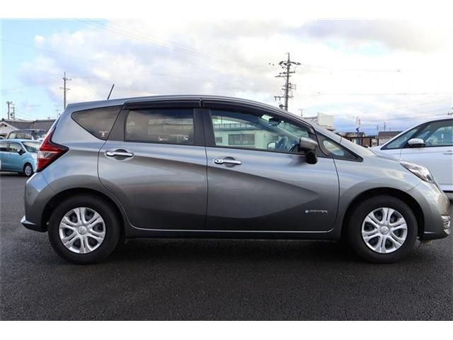 NISSAN NOTE 2017 Image 31