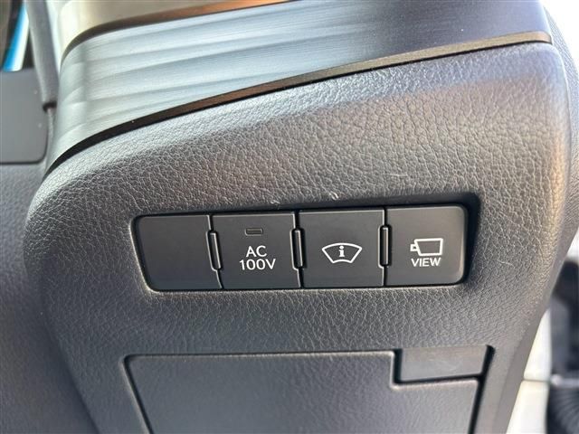 TOYOTA LEXUS ES300H 2019 Image 31