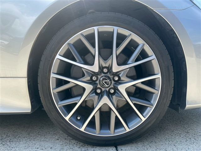 TOYOTA LEXUS RC300H 2020 Image 31