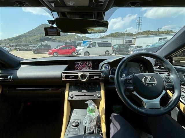 TOYOTA LEXUS RC300H 2020 Image 31