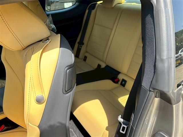 TOYOTA LEXUS RC300H 2020 Image 31