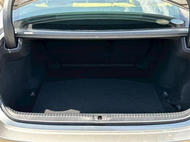 TOYOTA LEXUS RC300H 2020 Image 31