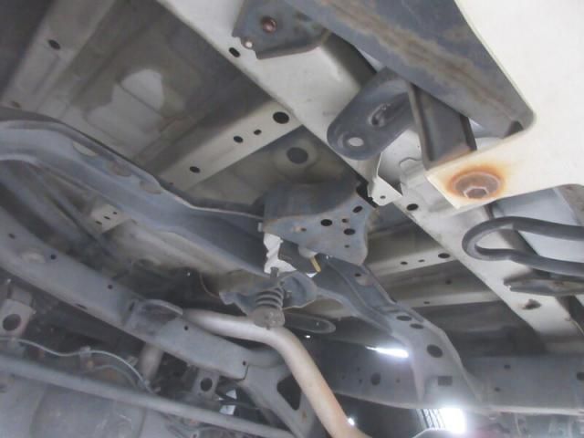 TOYOTA HILUXSURF WAGON 2WD 2007 Image 31