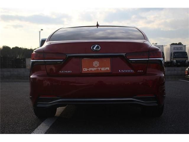 TOYOTA LEXUS LS500H 4WD 2017 Image 31