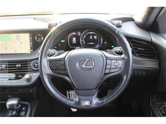 TOYOTA LEXUS LS500H 4WD 2017 Image 31