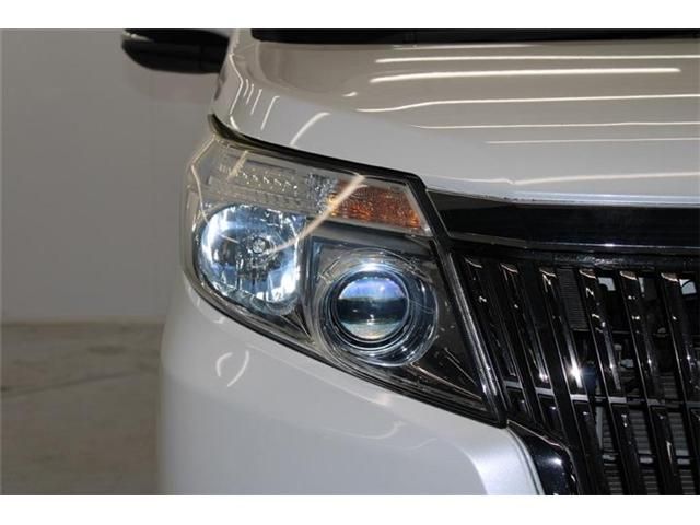 TOYOTA ESQUIRE HYBRID 2015 Image 31