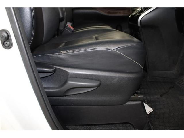 TOYOTA ESQUIRE HYBRID 2015 Image 31