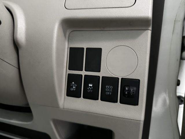 DAIHATSU TANTO 2014 Image 31