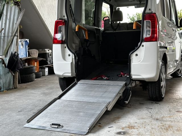 DAIHATSU TANTO 2014 Image 31