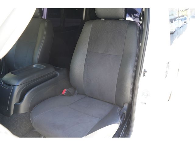 TOYOTA HIACE VAN 2WD 2016 Image 31