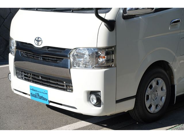 TOYOTA HIACE VAN 2WD 2016 Image 31