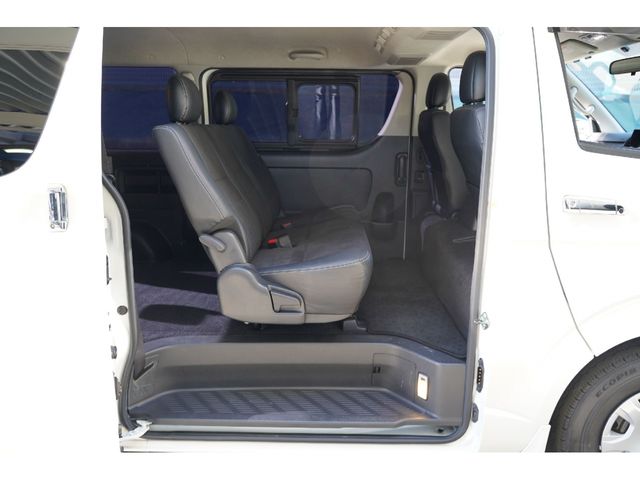 TOYOTA HIACE VAN 2WD 2016 Image 31