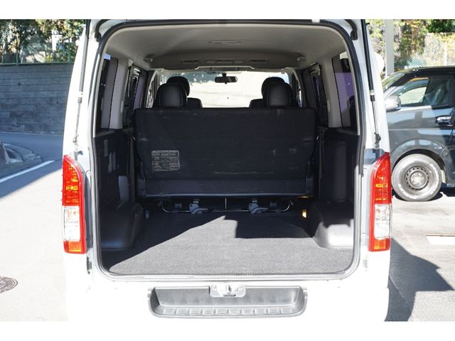 TOYOTA HIACE VAN 2WD 2016 Image 31