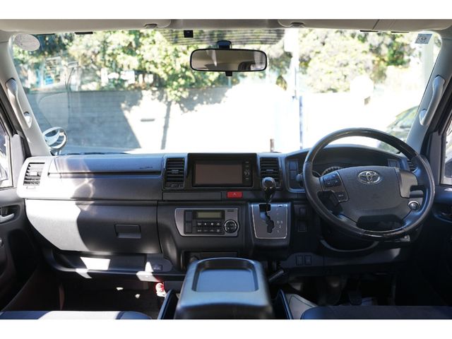 TOYOTA HIACE VAN 2WD 2016 Image 31