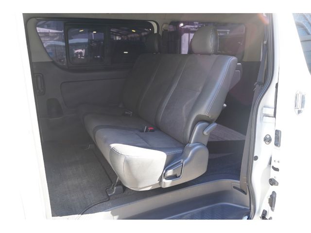 TOYOTA HIACE VAN 2WD 2016 Image 31