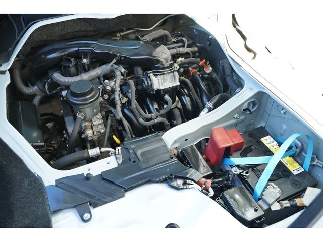 TOYOTA HIACE VAN 2WD 2014 Image 31